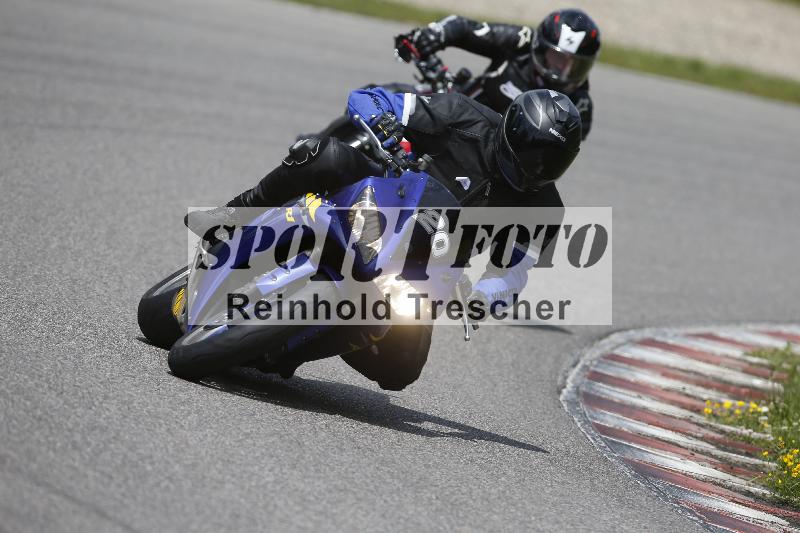 /Archiv-2024/29 12.06.2024 MOTO.CH Track Day ADR/Gruppe blau/20